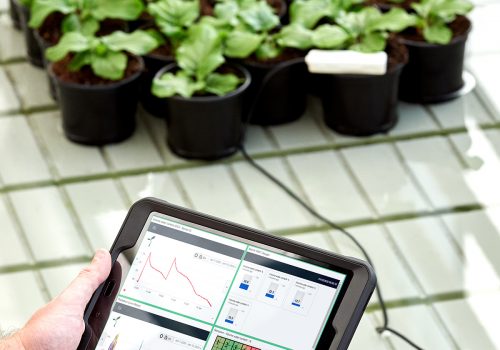 Smart irrigation system using iPad